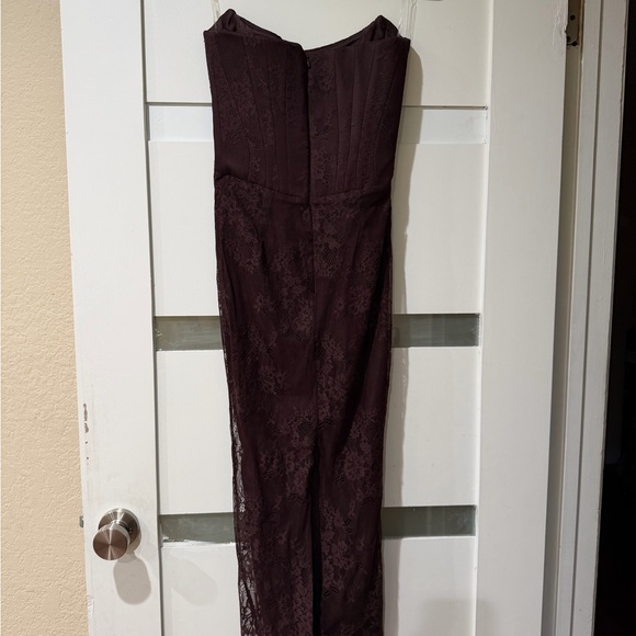 House of CB Dark Brown Lace Long Sleeve Midi Dress - Picture 9 of 11